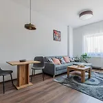 Just Finished! New Cozy Apartment With Parking